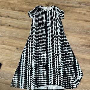 NWOT super comfy small maxi dress. Light material. Blue and white pattern